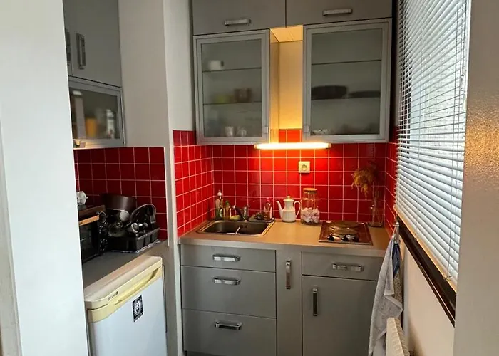 25m2 A 10min A Pied De Montmartre Apartment